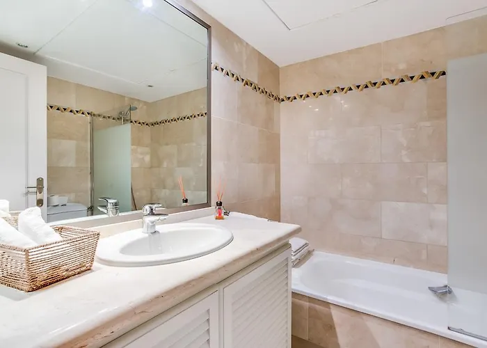 Magna Golf Apartment Marbella